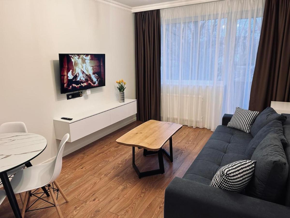 Sun Clock Apartment Шяуляй Экстерьер фото